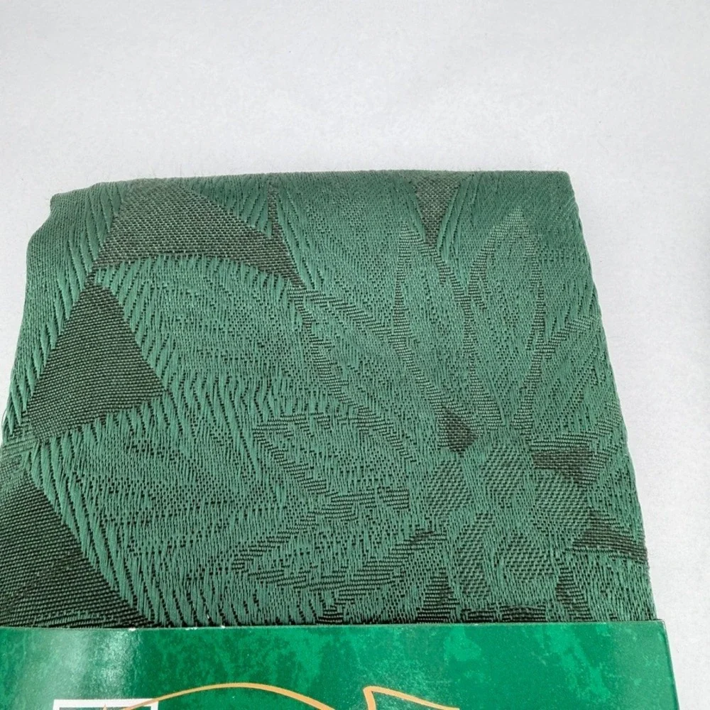 Trim A Home Damask Napkins Green Poinsettia Floral Holiday Dining NEW 3 Pairs